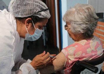 São Mateus inicia vacinação de idosos acima de 75 anos na próxima semana