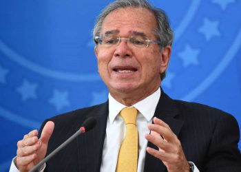 Time de Guedes vê prazo curto para aprovar reformas prometidas e foca Auxílio