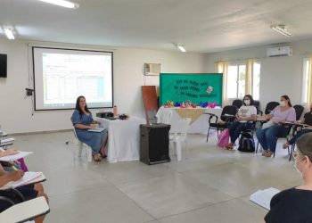 Professores de Jaguaré participam de formação