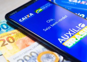 Auxílio Brasil é pago hoje a beneficiários com NIS final 4