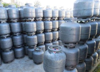 Auxílio de R$ 600, vale-gás e ajuda a caminhoneiro serão pagos nesta terça; confira calendários