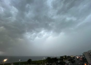 Instituto emite alerta vermelho de grande perigo para chuva no ES