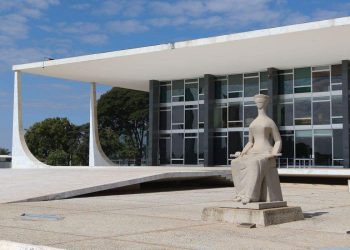 STF proíbe ‘salário-esposa’ para servidores públicos