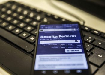 Contribuinte tem um mês para entregar declaração do Imposto de Renda