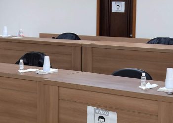 Acusado de abuso infantil nos EUA, suspeito preso no ES passa por audiência nesta segunda