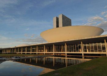 PAC pode ter R$ 5 bilhões fora da meta fiscal