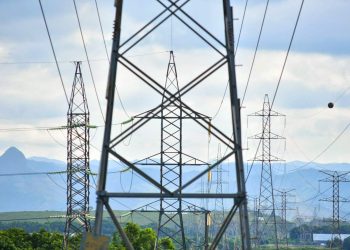 Conta de energia vai ficar mais cara este mês em 70 cidades do ES