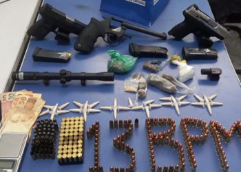Policia Militar faz preensão de drogas , armas e três pessoas em São Mateus