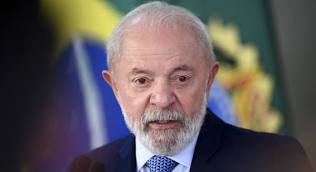 Brasil taxará produtos dos EUA se EUA taxarem os do Brasil, reitera Lula