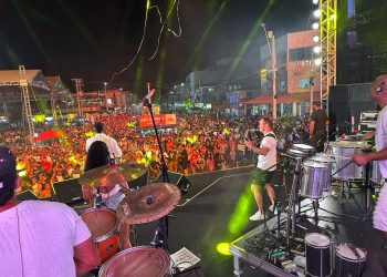 ÚLTIMO DIA DE CARNAVAL EM GURIRI: FESTA E ALEGRIA ATÉ O FIM