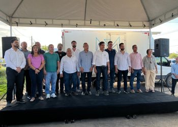 Prefeito Marcus Batista, Juntamente com Vereadores e autoridades  reinauguram UBS em Santa  Leocadia km 23.