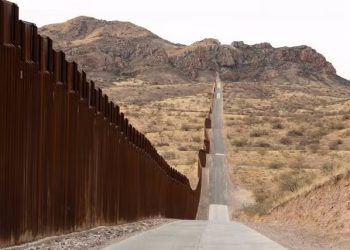 PF faz operação contra grupo que movimentou mais de R$ 12 milhões em migrações ilegais para os EUA