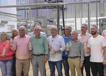 10 milhões de  investimento em indústria de água de coco, pelo grupo Oba Hortifruti em São Mateus.