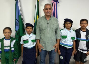 Educação em Foco: São Mateus Revoluciona Rede Municipal com Novos Uniformes e Modelo Cívico-Militar