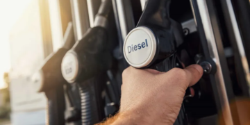 Preço do diesel recua pela sexta semana após pico de R$ 7,58